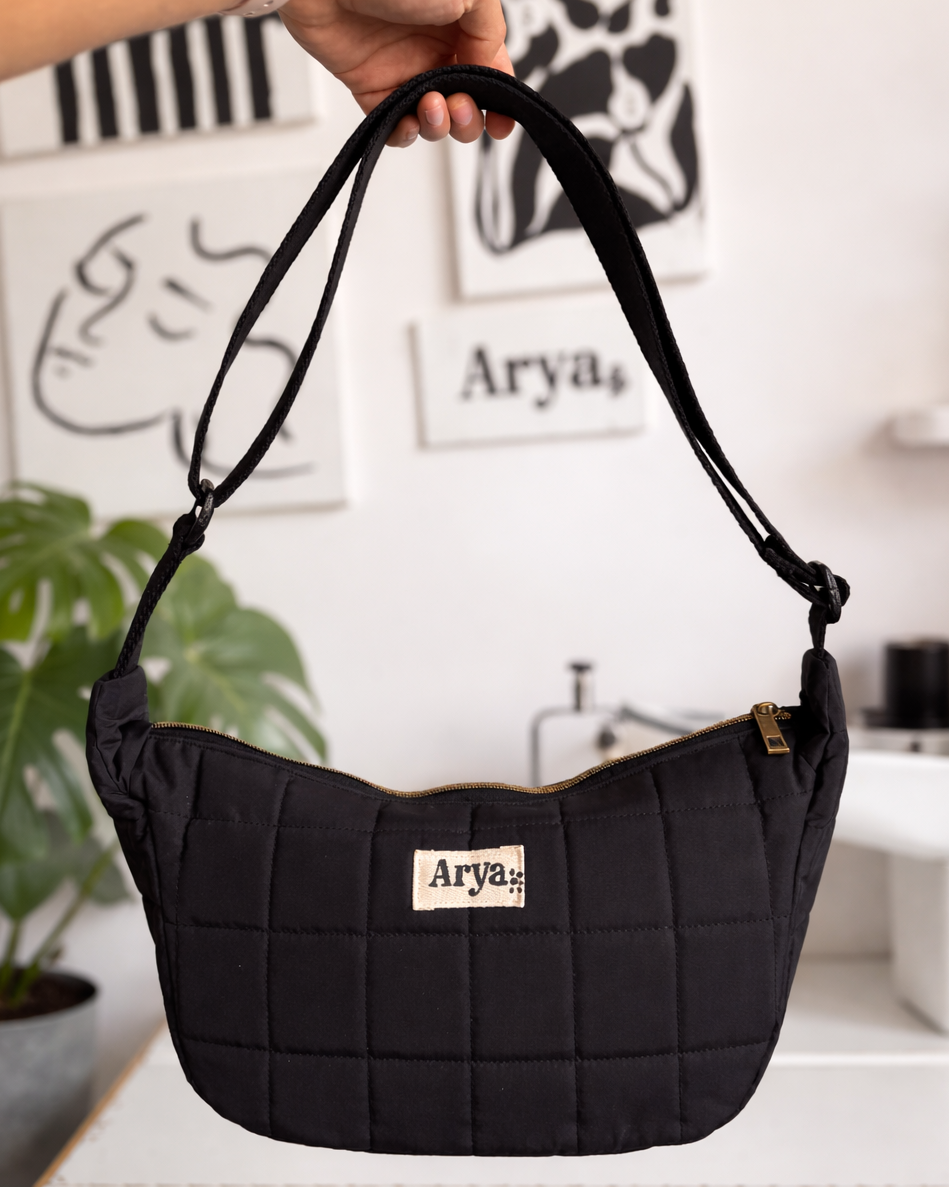 Crescent Bag Arya