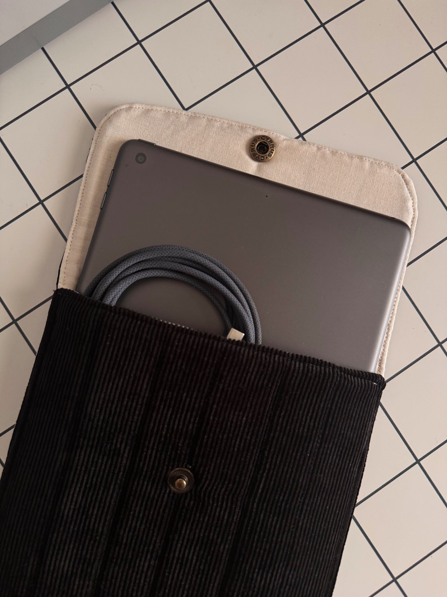 Arya Pocket