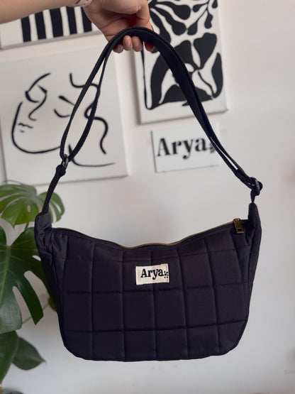 Crescent Bag Arya